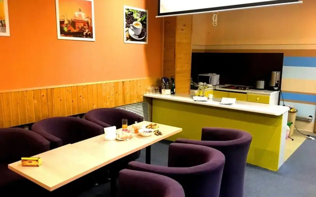 Apelsin Hostel Almaty