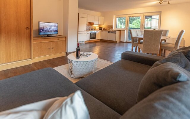 Tevini Alpine Apartments - Kitzblick