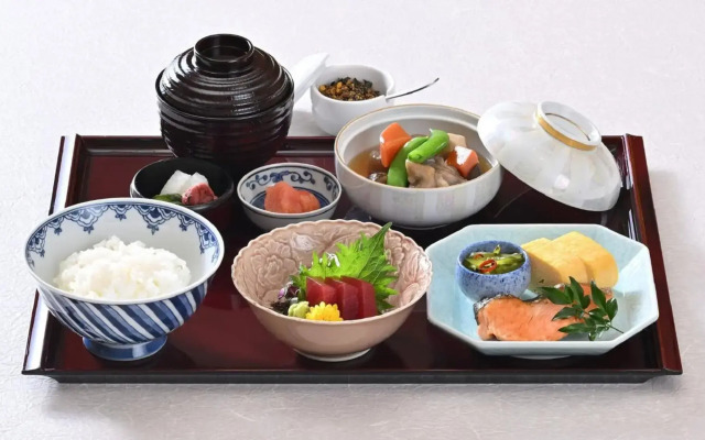 The Crest Hotel Kashiwa