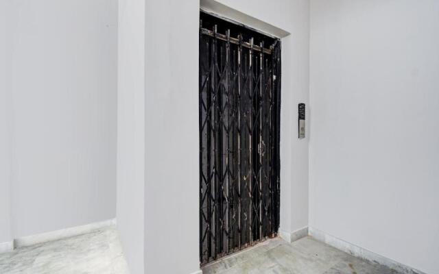 Flagship 81863 J M T Upasana