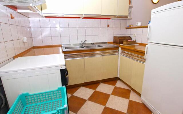 House 1058