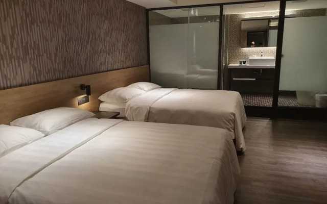 City Suites Taoyuan Station