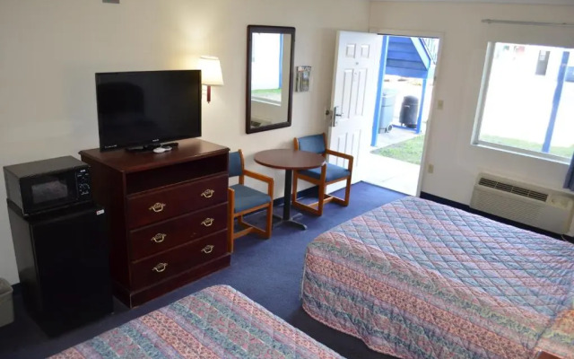 American Inn and Suites White Hall