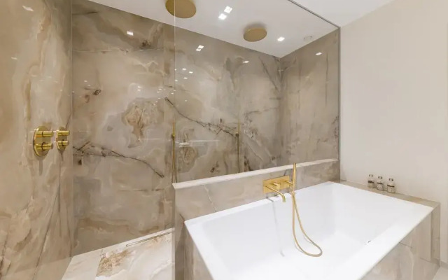 Luxueuse Maison de Ville Parfaite Place