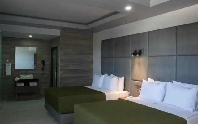 Hotel Grand One Plaza