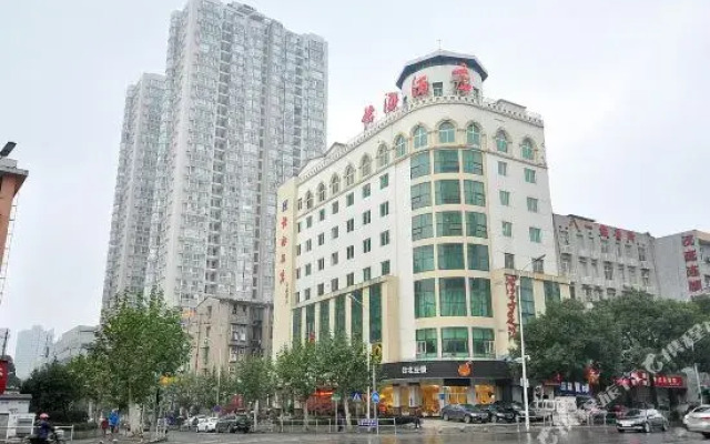 Yihai Hotel