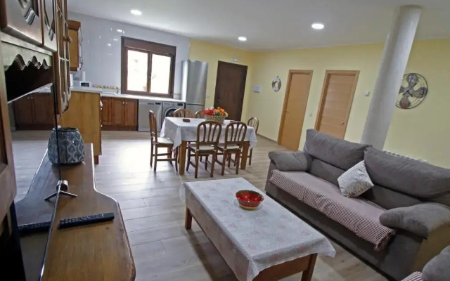 Los fresnos de ribadesella 5 personas