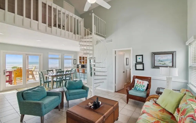 Sea Loft by Ryson Vacation Rentals