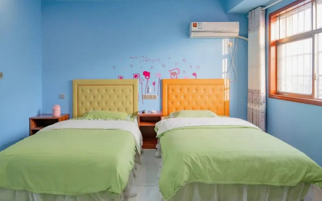 Zhangjiajie Memeda Theme Hotel