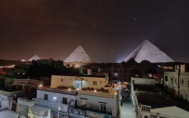 Pyramids Top Inn
