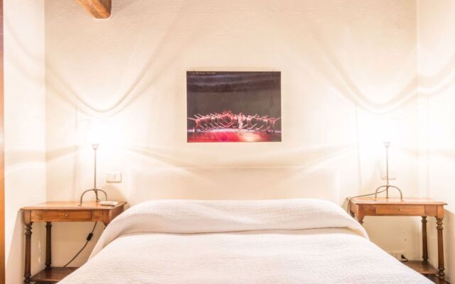 Elegant Campo dei Fiori