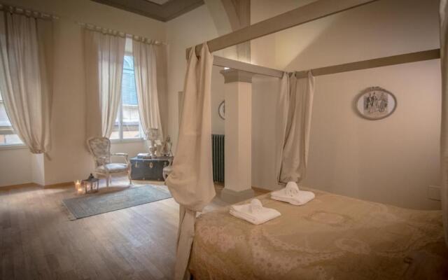 Stunning Apt 5min Walk To Duomo