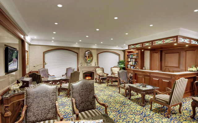 Express Inn The Business Luxury Hotel