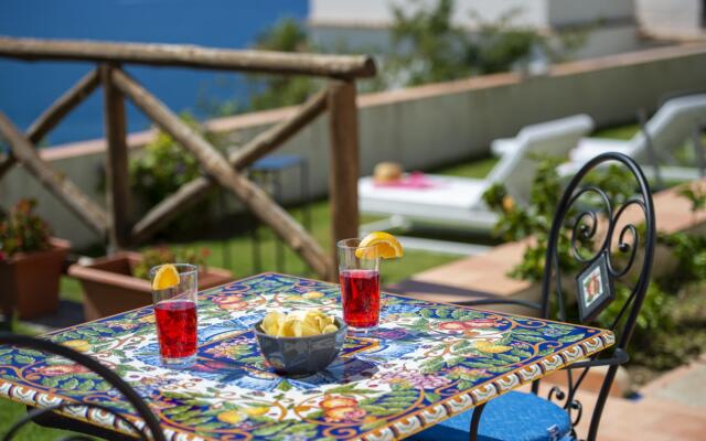 Villa Euriclea - Mediterranean Elegance in the Heart of Praiano