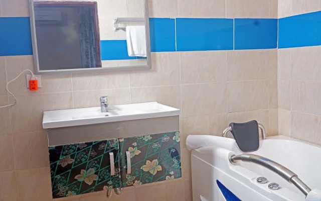 Gold Rush Suites