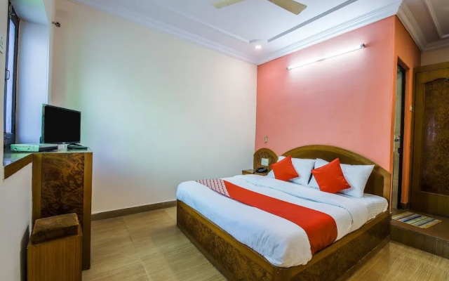 OYO 13935 Hotel Shree Celebration