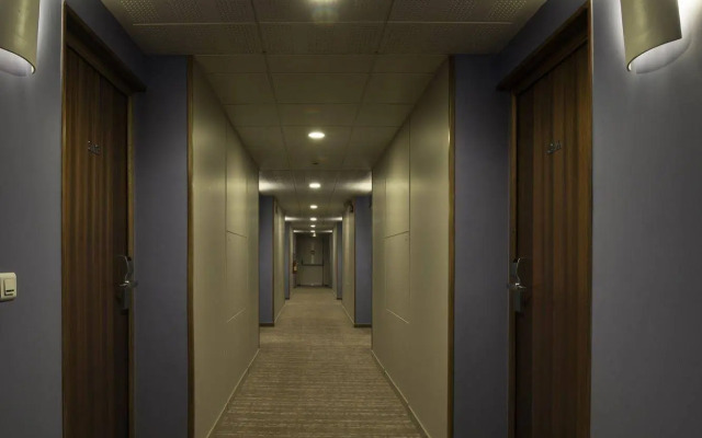 B&B HOTEL Reims Tinqueux