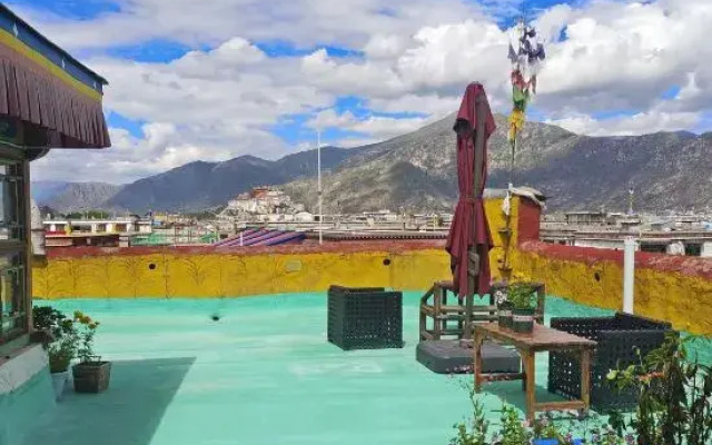 Shmbhala Palace Hotel