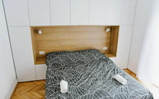 MILLENNIUM bridge cozy apartment TOP location