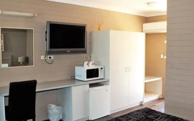 Canowindra Riverview Motel