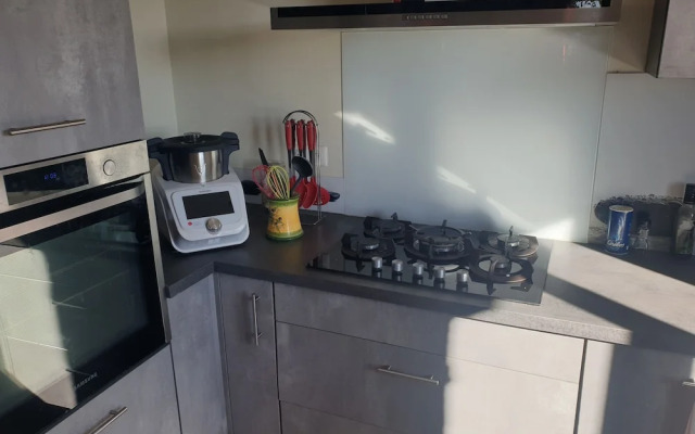 Chambre avec cuisine équipée sur demande