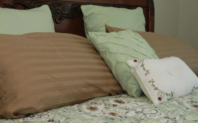 The Oaks Bed and Breakfast