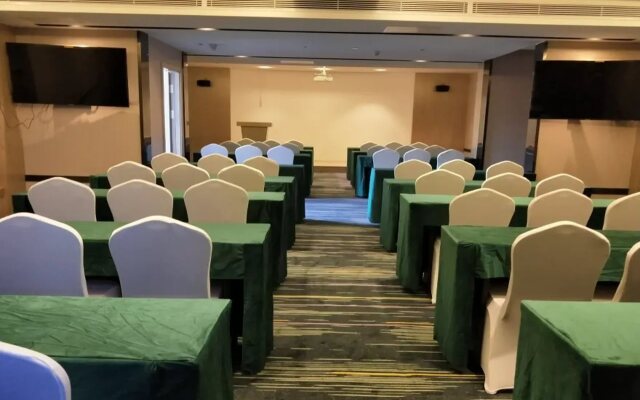 Echarm Hotel (Kunming Changshui International Airport)