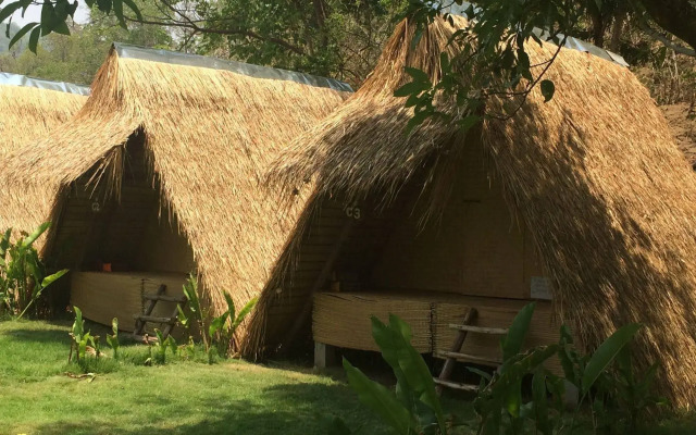 Pai Bamboo Hut Resort