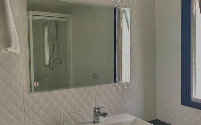 Baan Ploy in - Adults Only