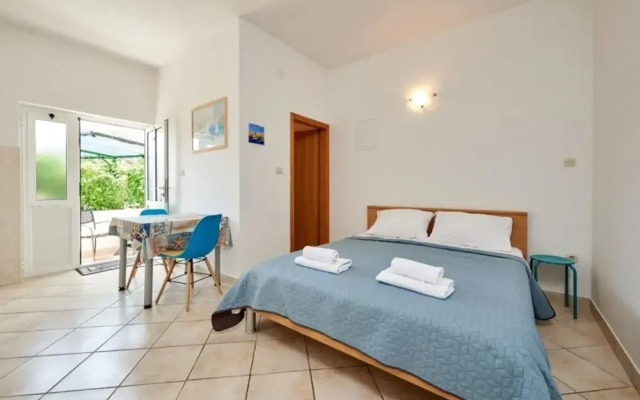 Mare - 30 m From Pebble Beach - SA2