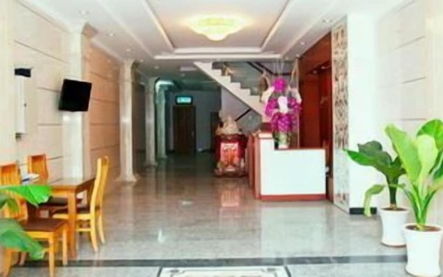 Golden Palm Hotel