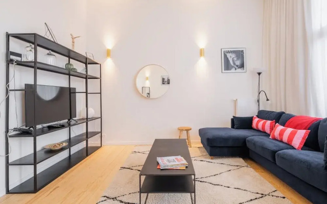 New Apartment Center of Trendy St Gille