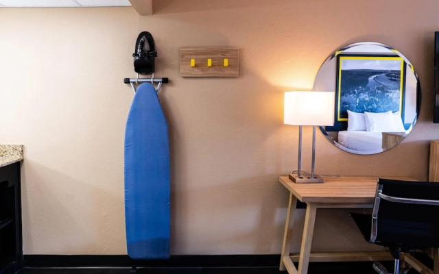 Super 8 by Wyndham Corpus Christi Airport