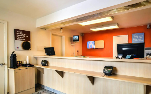Motel 6 Saint Joseph, MO