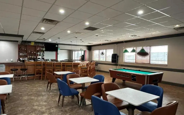 Ramada Waupaca