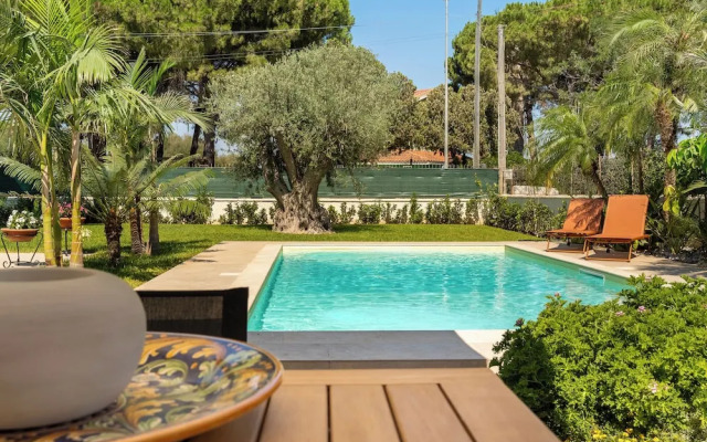 Villa Bali with Pool by Wonderful Italy