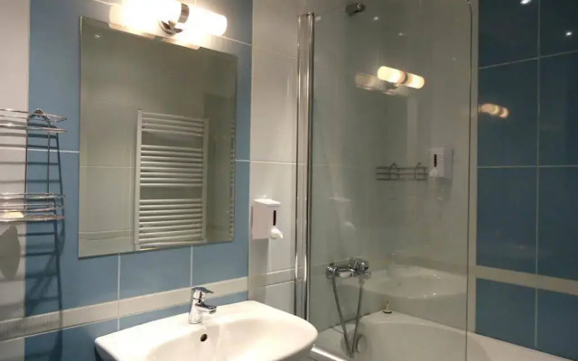 BLVD Apartments
