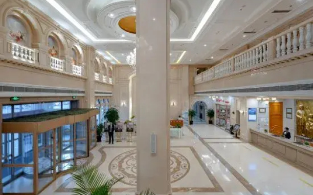 Vienna International Hotel (Dandong Jiangjing Zhidu)