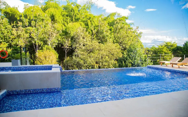 La Herencia Hotel
