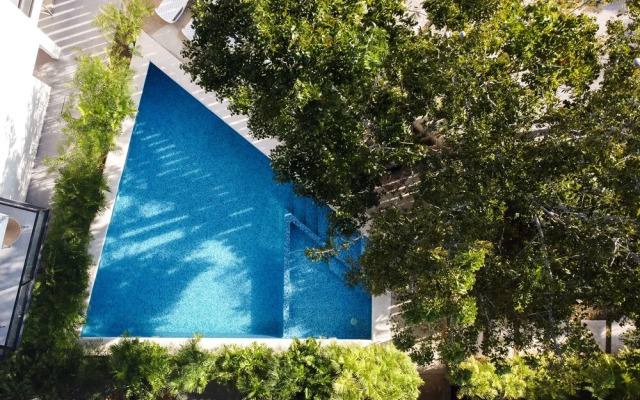 Azure Bacalar Luxury Apartments