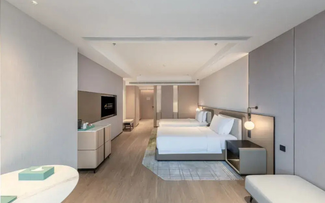 Nanjing Yangzi River Conference Center Longshan Lake Hotel