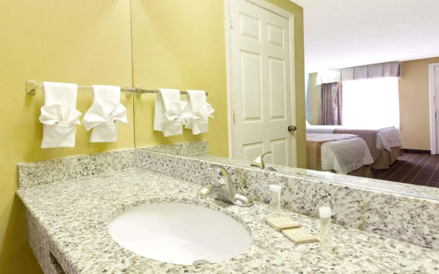 Rodeway Inn Charlotte Airport Area