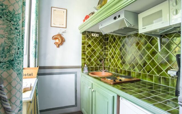 Cozy Apartment in Drome with Pool