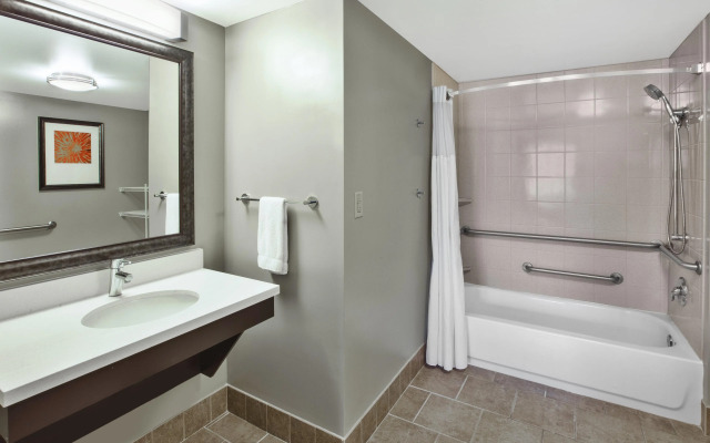 Staybridge Suites Cleveland Mayfield Heights Beachwood by IHG