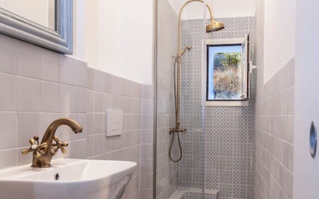 Marcora Historic Mansion