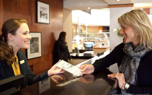 Embassy Suites Louisville East