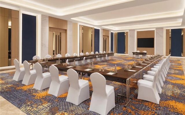 Hilton Garden Inn Surat City Centre