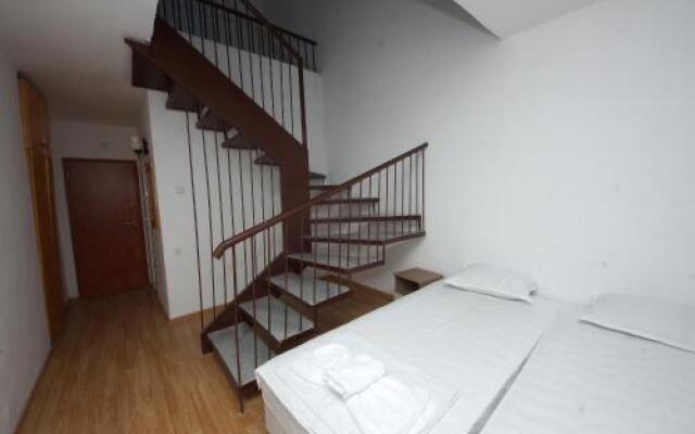 Hotel Neva