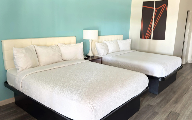 Howard Johnson by Wyndham Phoenix Airport/Downtown Area
