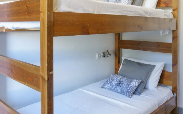 Dioskouros Hostel